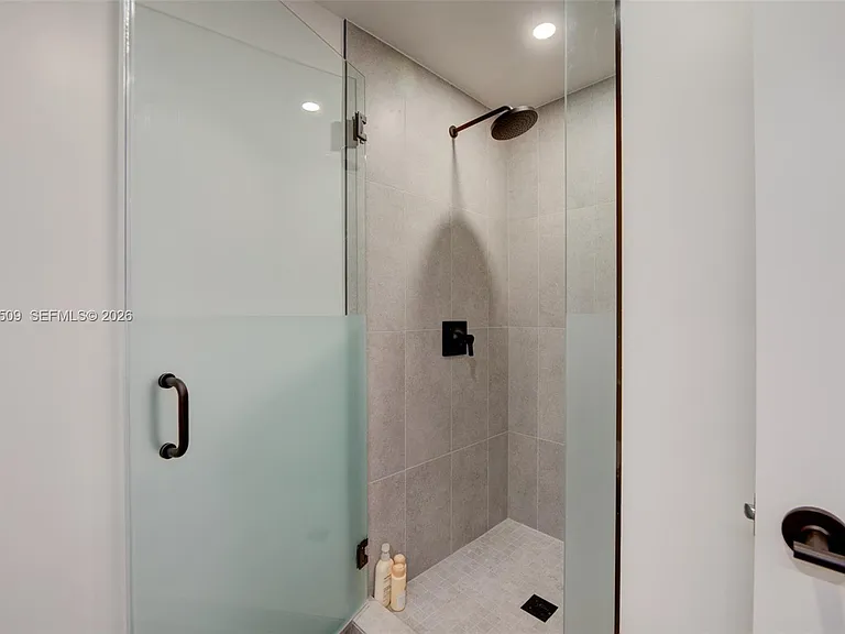 121 NE 5th St #3102 — Photo 18