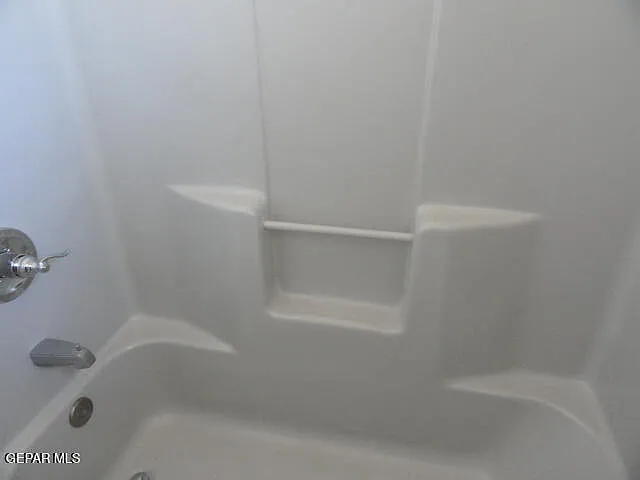 712 Arredondo Dr — Photo 10