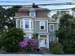 349 Crescent St APT 2, Waltham, MA 02453