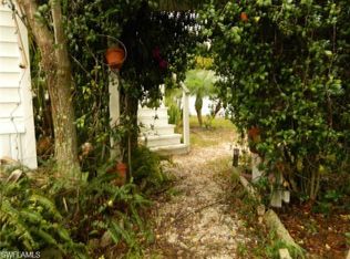 7451 Pinehurst Rd, Bokeelia, FL 33922