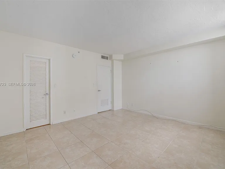3001 S Ocean Dr #749 — Photo 14