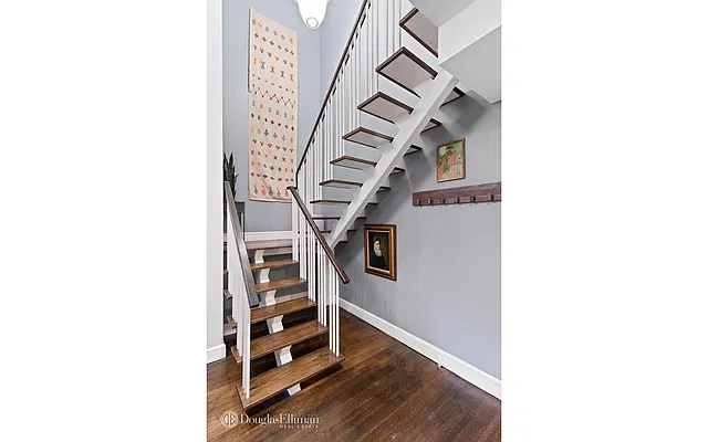 Sold by Douglas Elliman | media 14