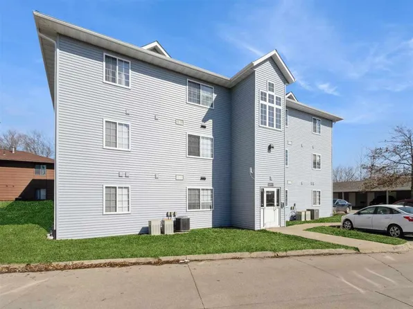 930 Boston Way #11, Coralville, IA 52241