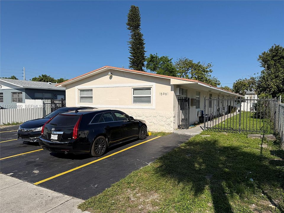 1st image of 15961 NE 18th Pl