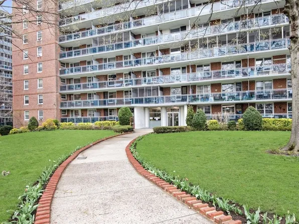 98-05 63rd Rd APT 10J, Queens, NY 11374
