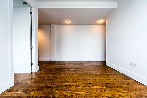 Rented by Nooklyn NYC LLC | media 21