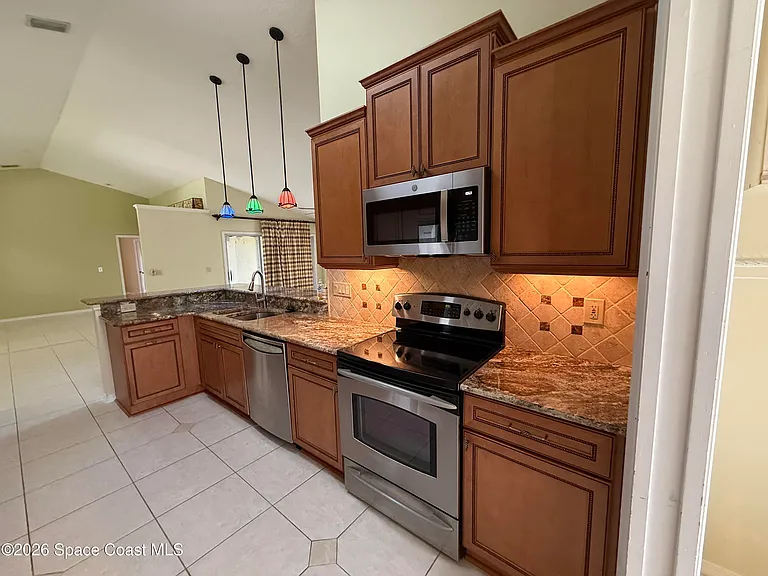 925 Falls Trl — Photo 9