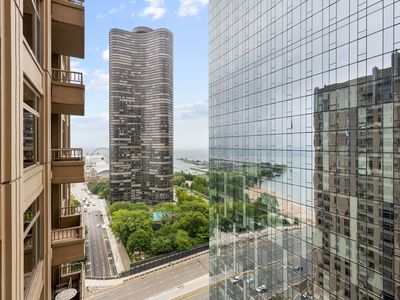 530 N Lake Shore Dr APT 2408, Chicago, IL, 60611