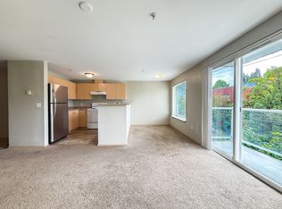 5200 Roosevelt Way NE, Seattle - 401, Seattle, WA 98105