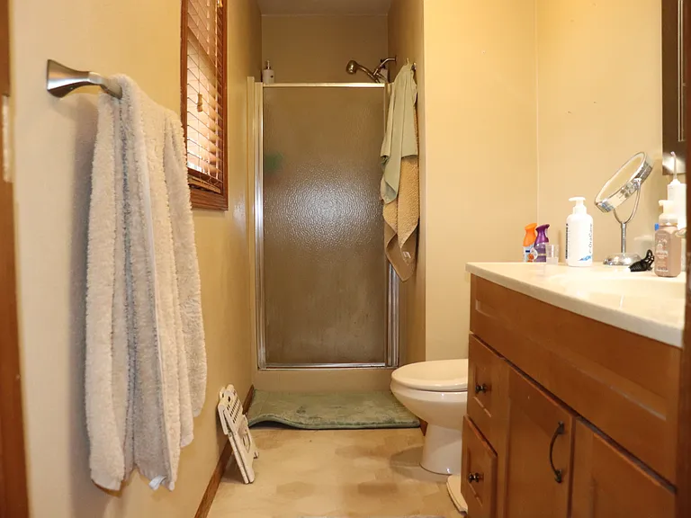 571 Harvest Ln — Photo 12