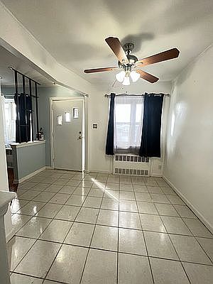 4th image of 2053 E 61st St #2