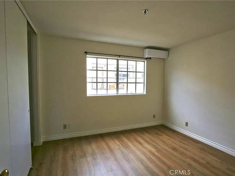 1211 Huntington Dr #F — Photo 15