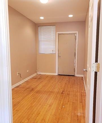 4th image of 5205 S Drexel Ave #2
