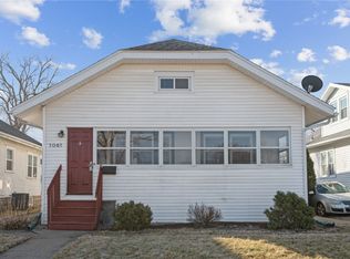 1061 G Ave NW, Cedar Rapids, IA 52405