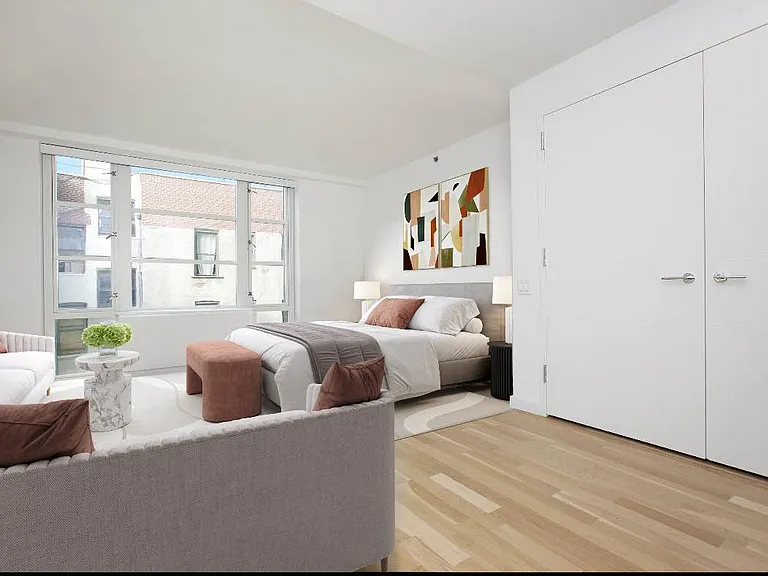 331 E Houston St #6A — Photo 3