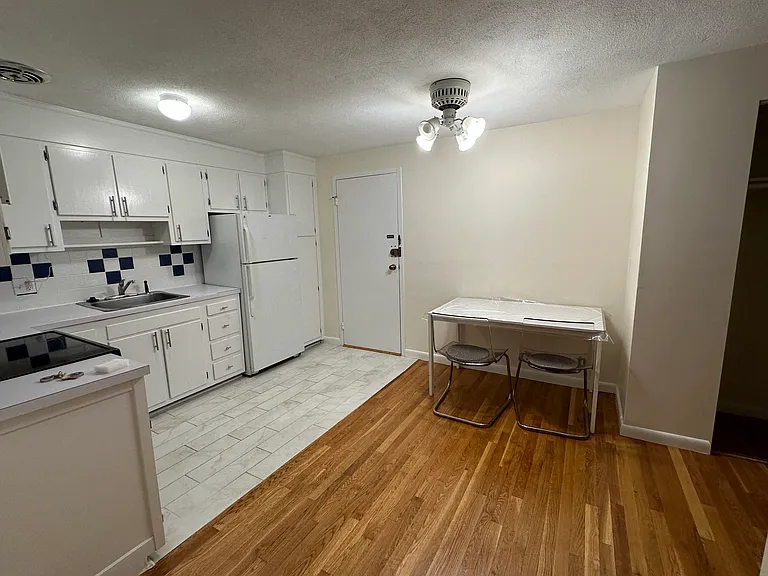205 Kent St #66 — Photo 9