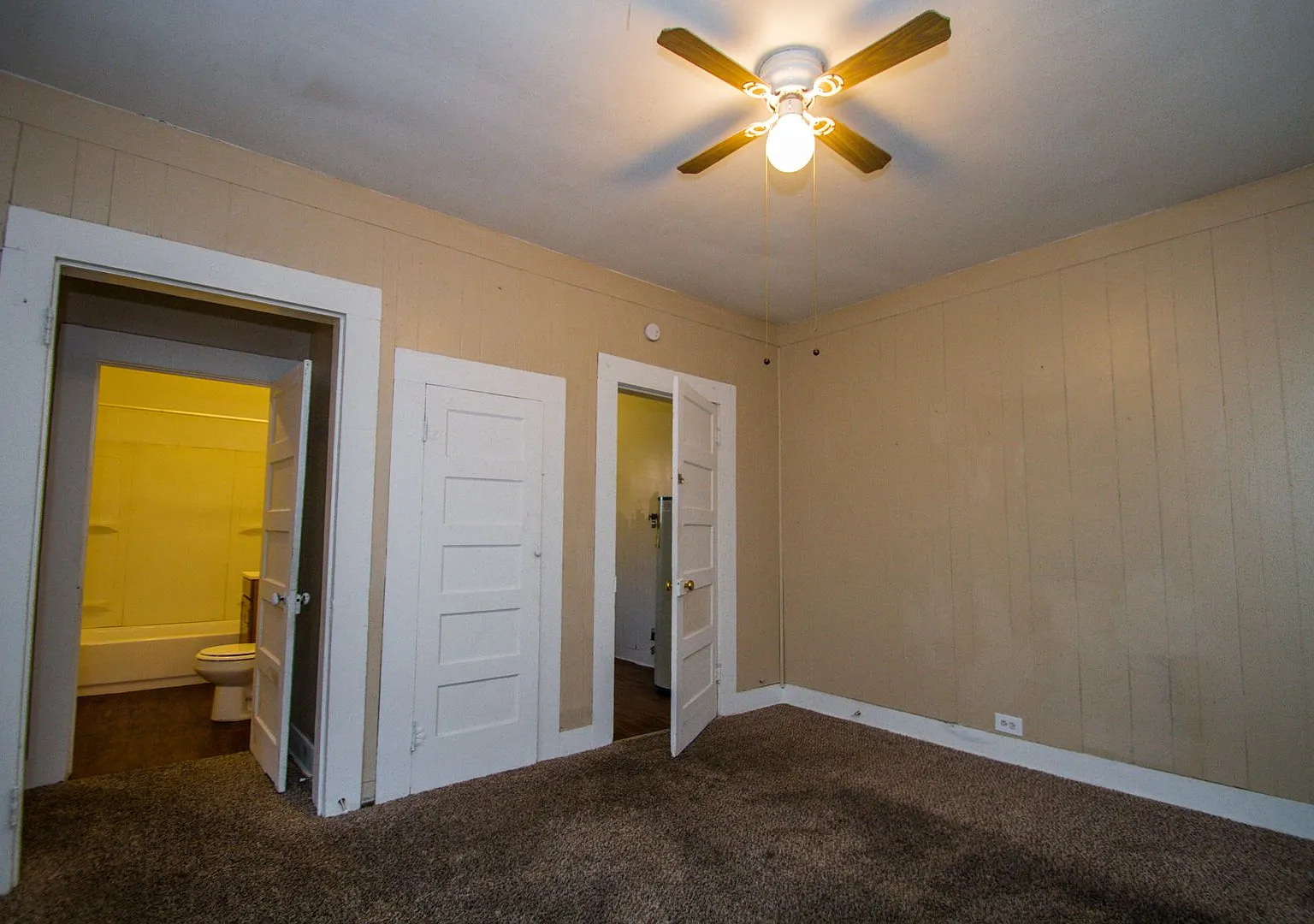 111 S Olive — Photo 2