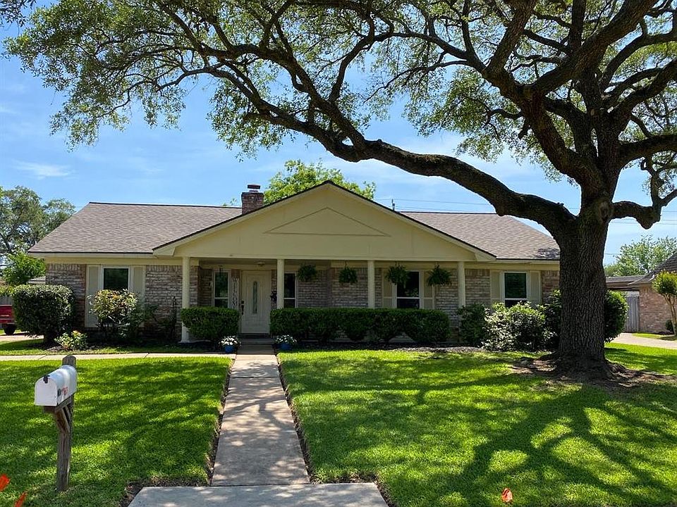 1st image of 2511 Bermuda Dunes Dr