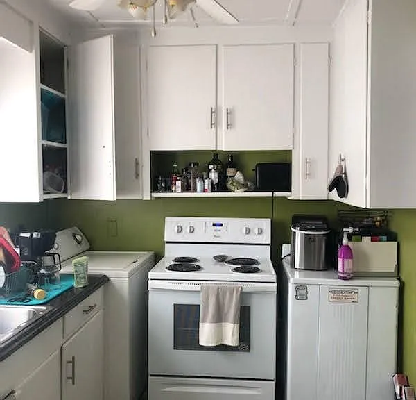114 N Library St — Photo 2