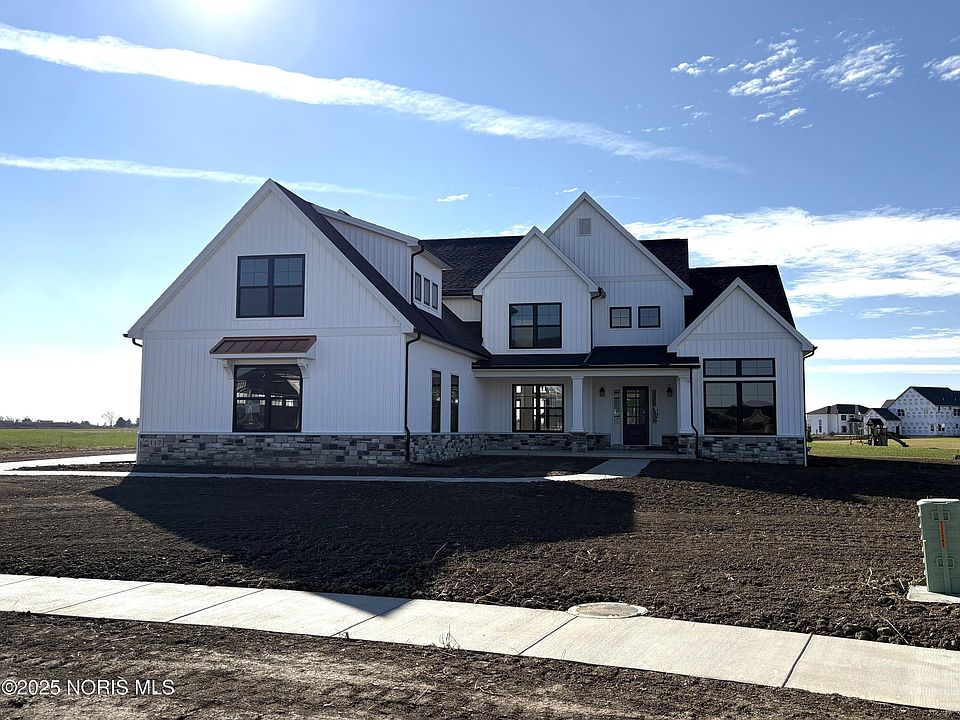 1st image of 117 Wellington Pl