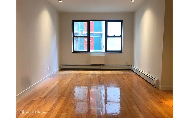 Rented by Douglas Elliman | media 22