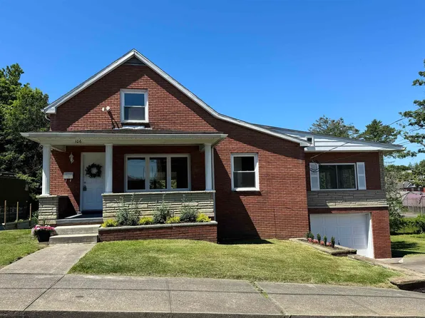 106 May St, Fairmont, WV 26554