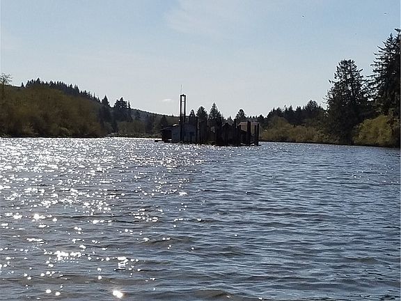 2nd image of 0 N River Floathouses Sr #105
