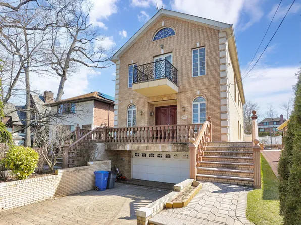 184-46 Aberdeen Road image 3 of 43