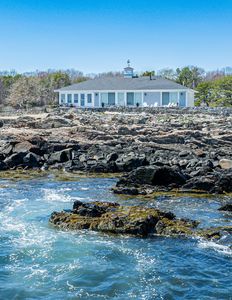 10 Ocean Edge Lane, Cape Neddick, ME, 03902