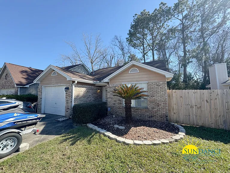 1870 Whispering Oaks Ln — Photo 15