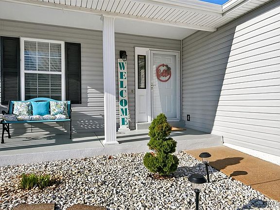 2nd image of 2118 Birchwood Dr