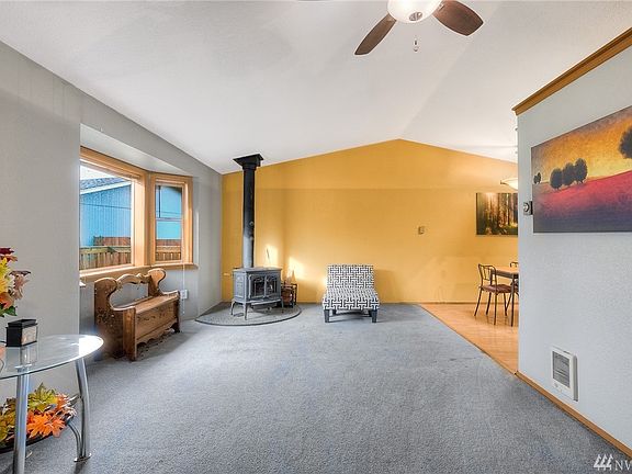 4th image of 1517 8th Avenue Ct SE