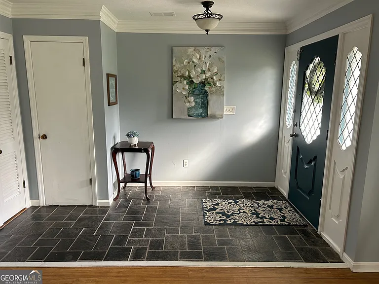 6317 Fox Chapel Dr — Photo 2
