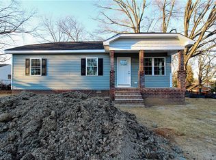 122 S 9th Ave, Hopewell, VA 23860