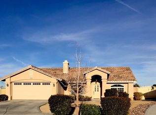 56782 Lisa Cir, Yucca Valley, CA 92284