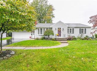 69 Rae Dr, Rochester, NY 14626