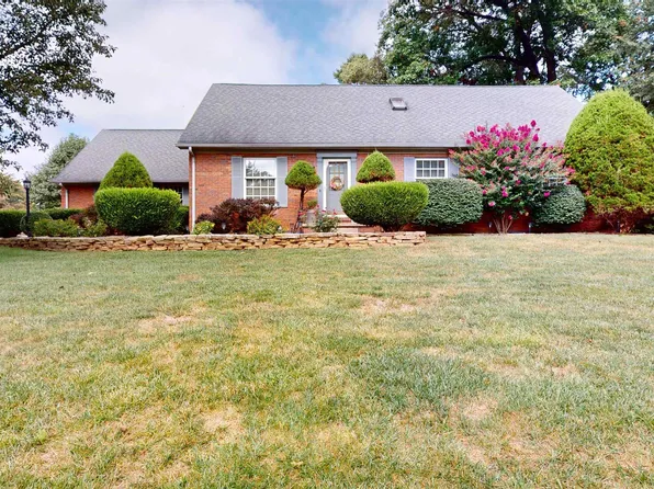 5255 E Esche Dr, Newburgh, IN 47630