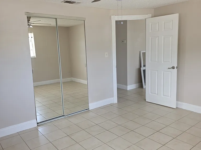 3110 Brompton Dr — Photo 3