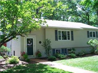 55 Continental Dr, New Windsor, NY 12553