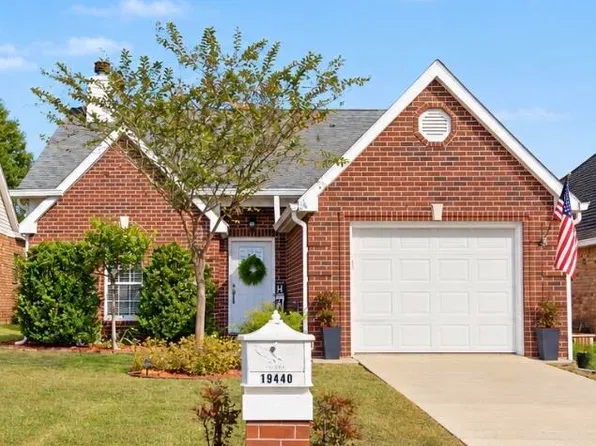 19440 Northridge Dr, Gulfport, MS 39503