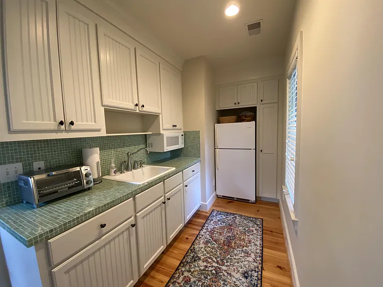 149 N Shelmore Blvd — Photo 8