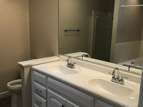 Twin sink vanity and full mirror 3rd floor bath