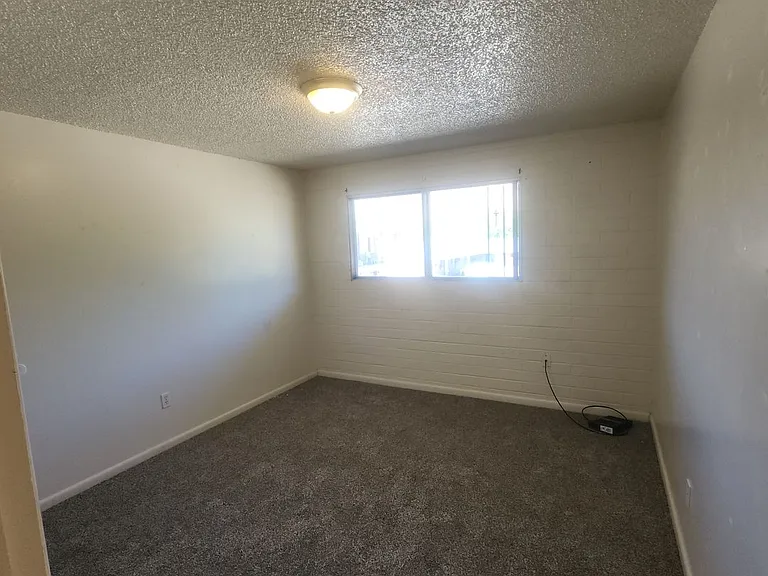Hackwell Apartments — Photo 10