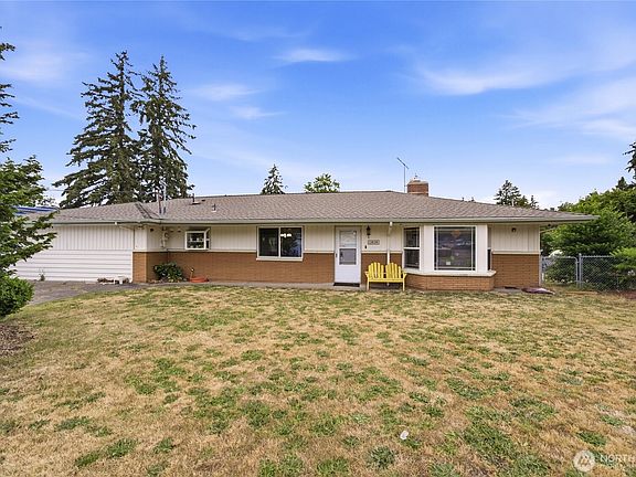 2nd image of 12820 SE 172nd Street