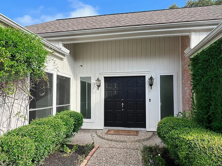 12210 Ravenmoor Dr — Photo 7