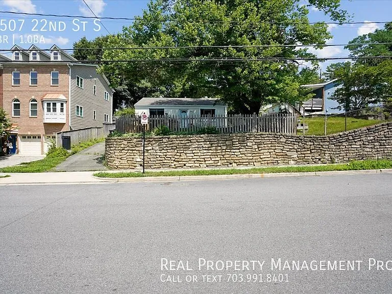 3507 22nd St S — Photo 30