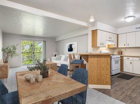West Hampton Park Apartment Homes