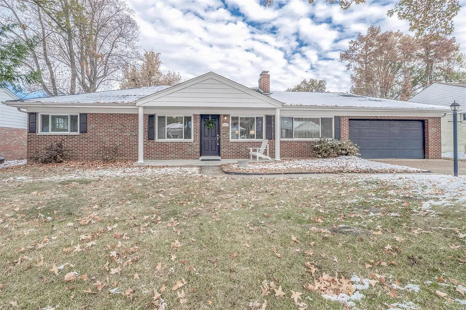631 Kirkshire Dr photo 1