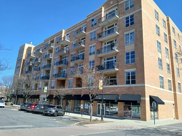 (undisclosed Address), Des Plaines, IL 60016