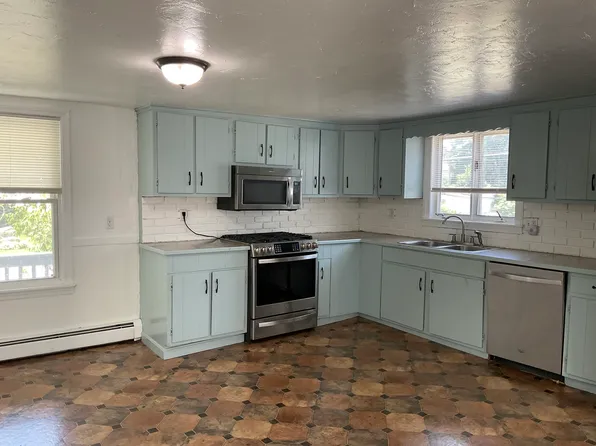65 Morris St #2, Southbridge, MA 01550
